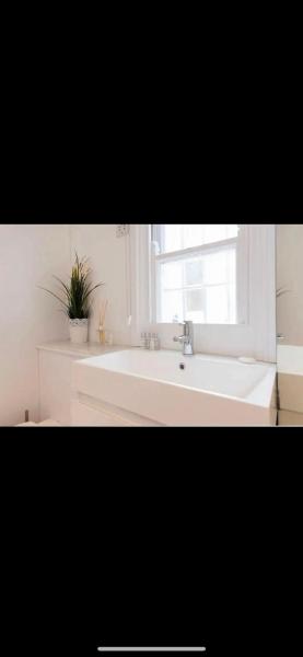 Gorgeous flat prime location